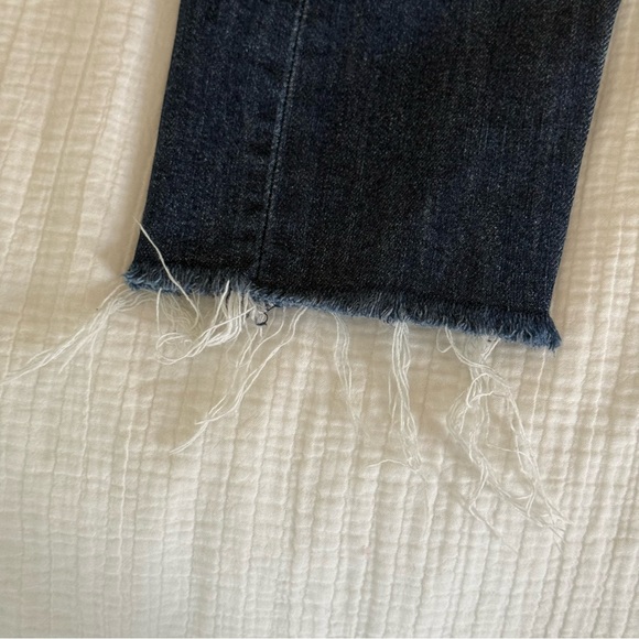 Levi's Women's Skinny Jeans - Dark Wash Blue - Picture 7 of 10